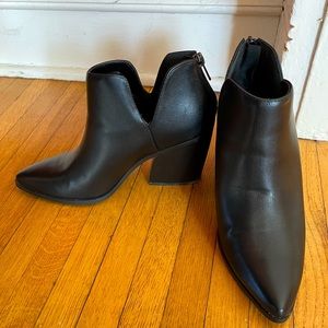 Black heeled booties